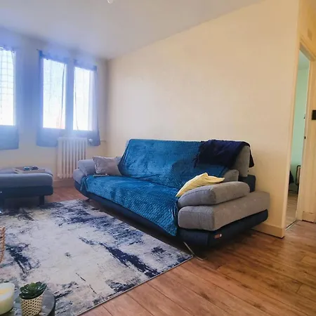 Entier De 40 M2 Proche Gare *